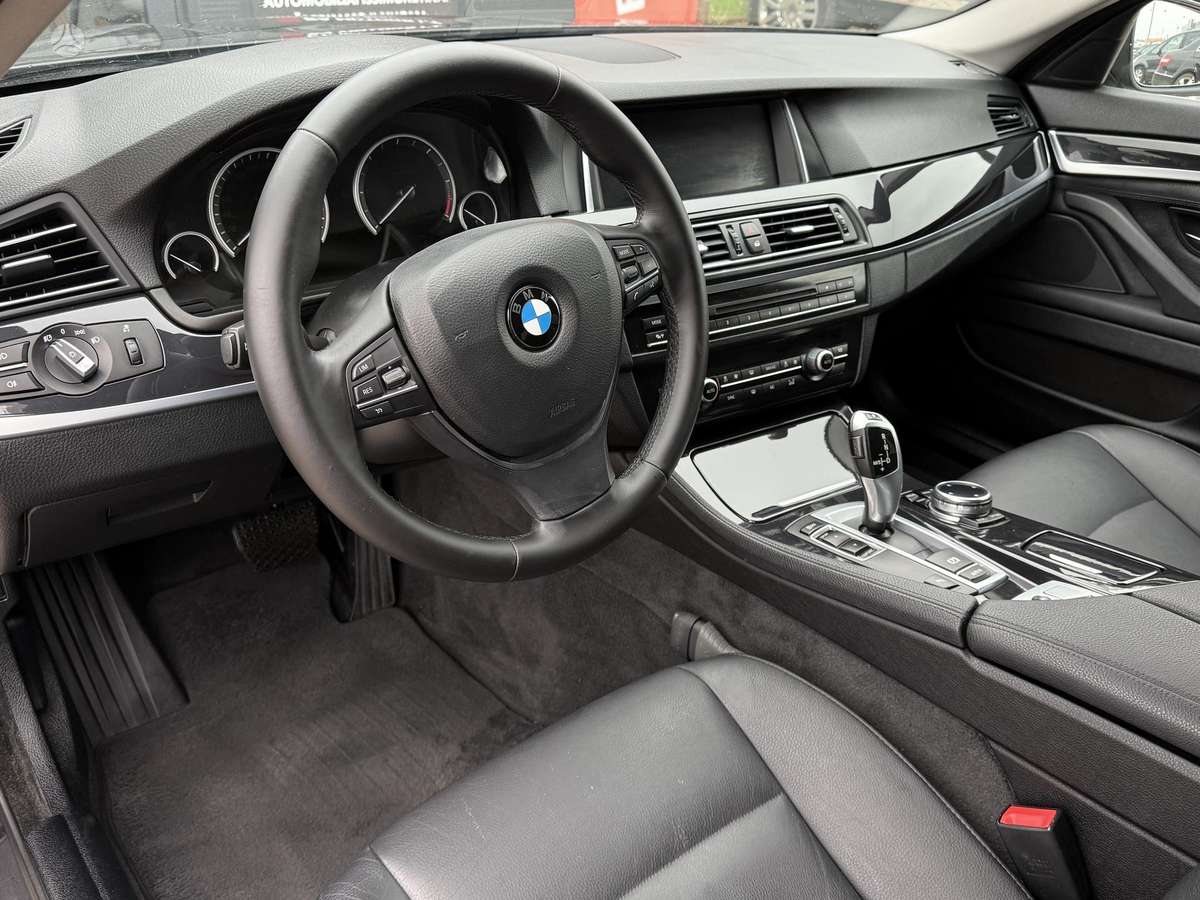 BMW 520, 2.0 l., universalas