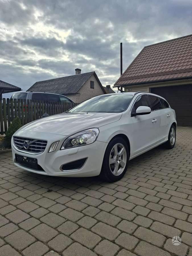 Volvo V60, 2.0 l., hatchback