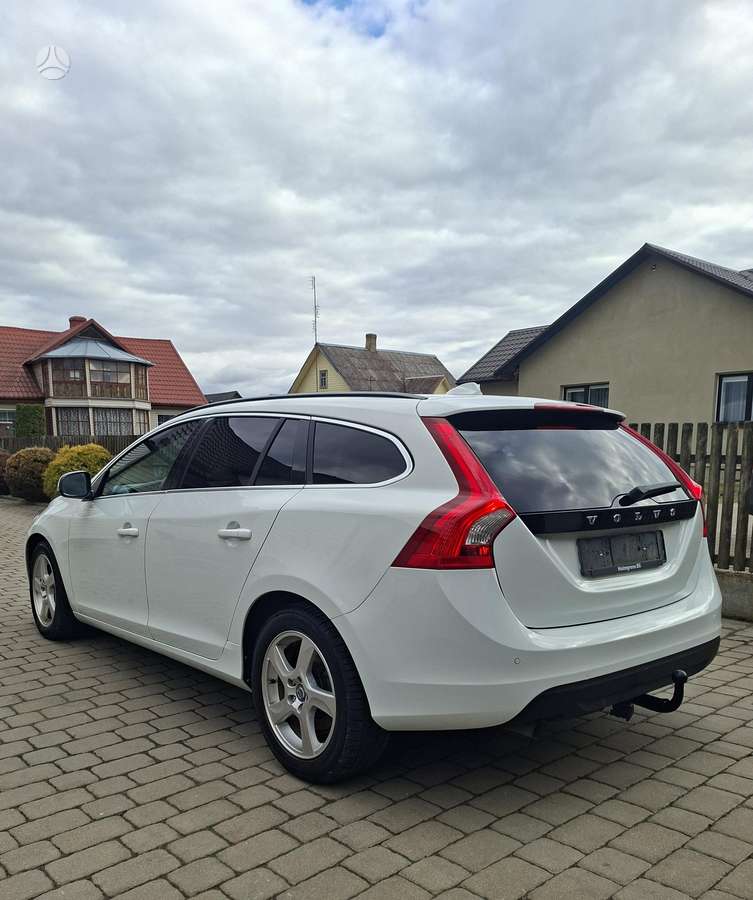 Volvo V60, 2.0 l., Хэтчбек