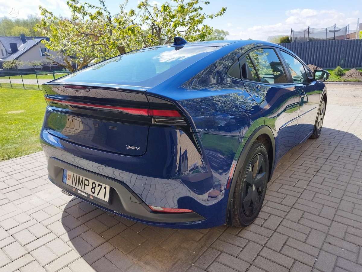 Toyota Prius - 6
