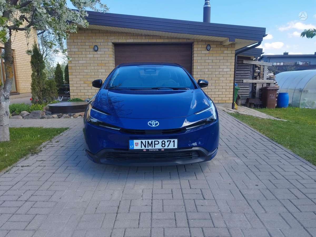 Toyota Prius - 10