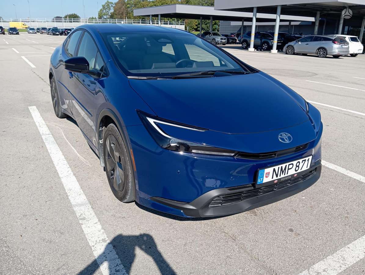 Toyota Prius - 12