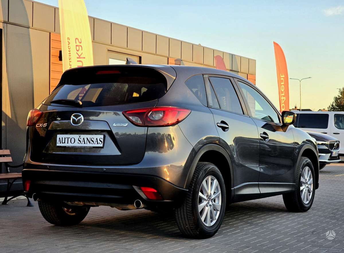 Mazda CX-5, 2.2 l., off-road / crossover