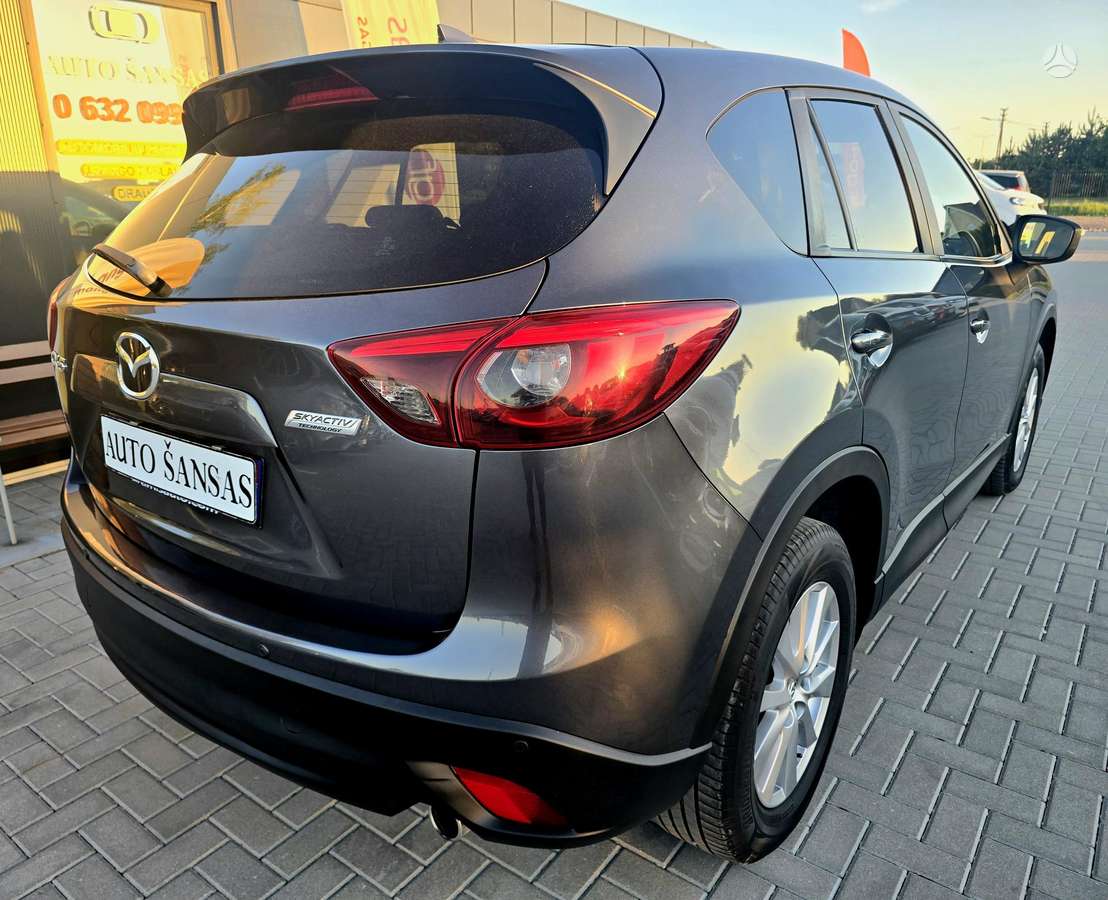 Mazda CX-5, 2.2 l., off-road / crossover