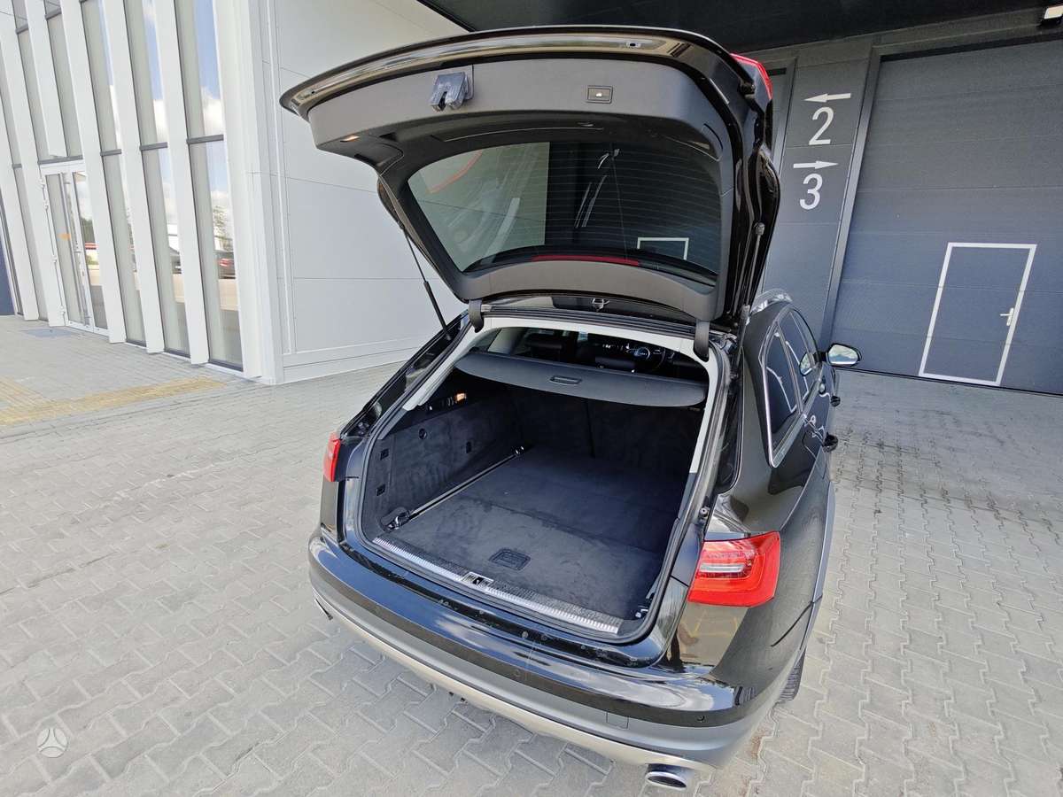 Audi A6 allroad, 3.0 l., Универсал