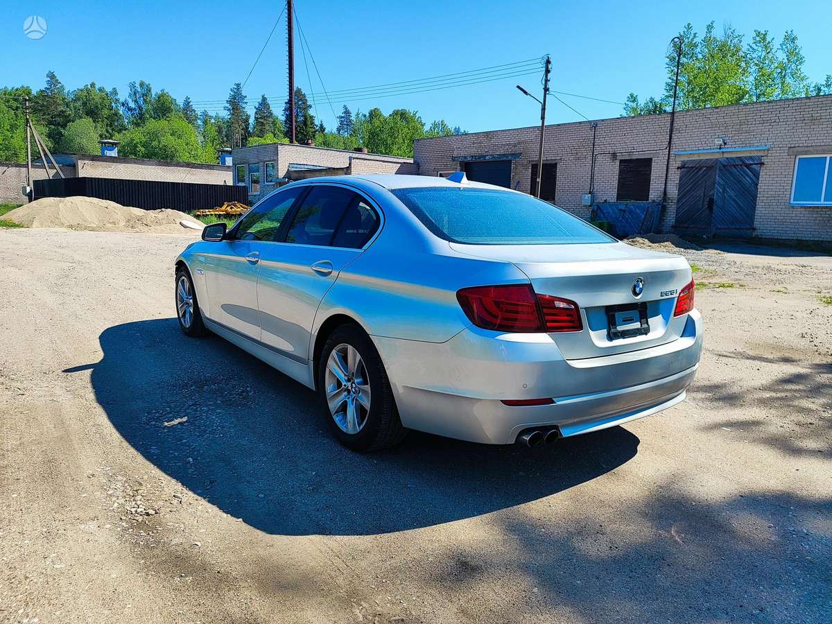 BMW 528, 3.0 l., Седан