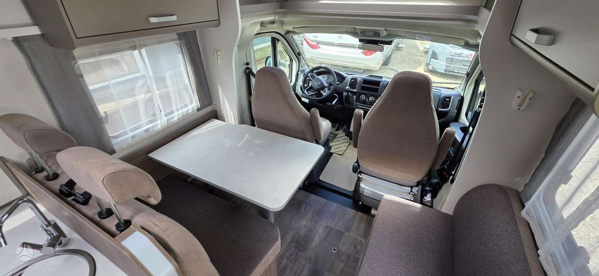 Carado T448 PRO+ Pack, campers