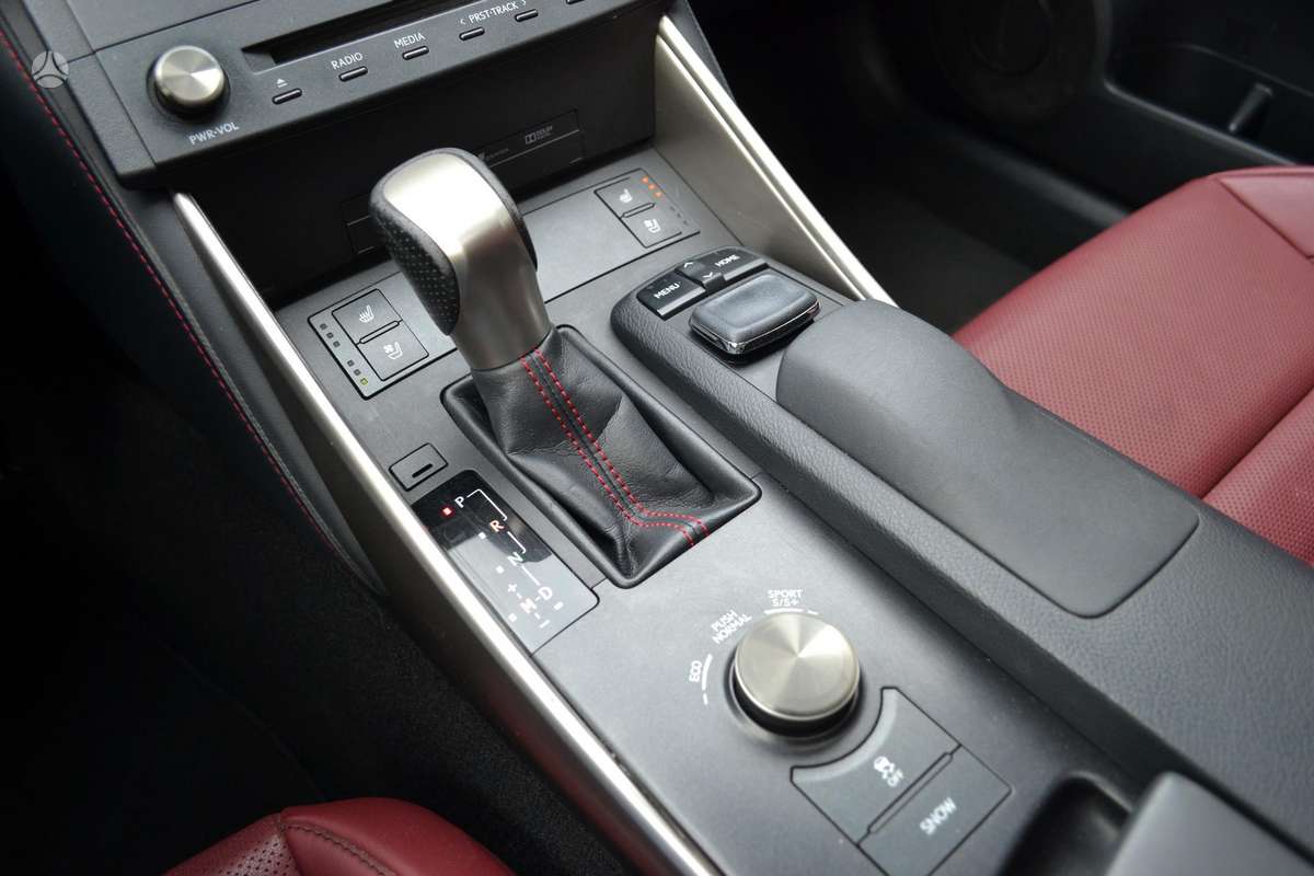 Lexus IS 350, 3.5 l., Седан