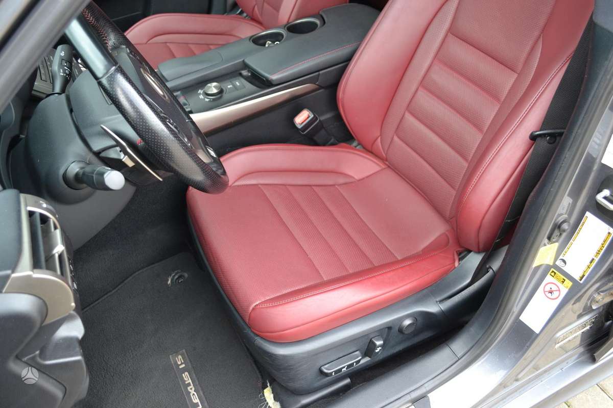 Lexus IS 350, 3.5 l., Седан