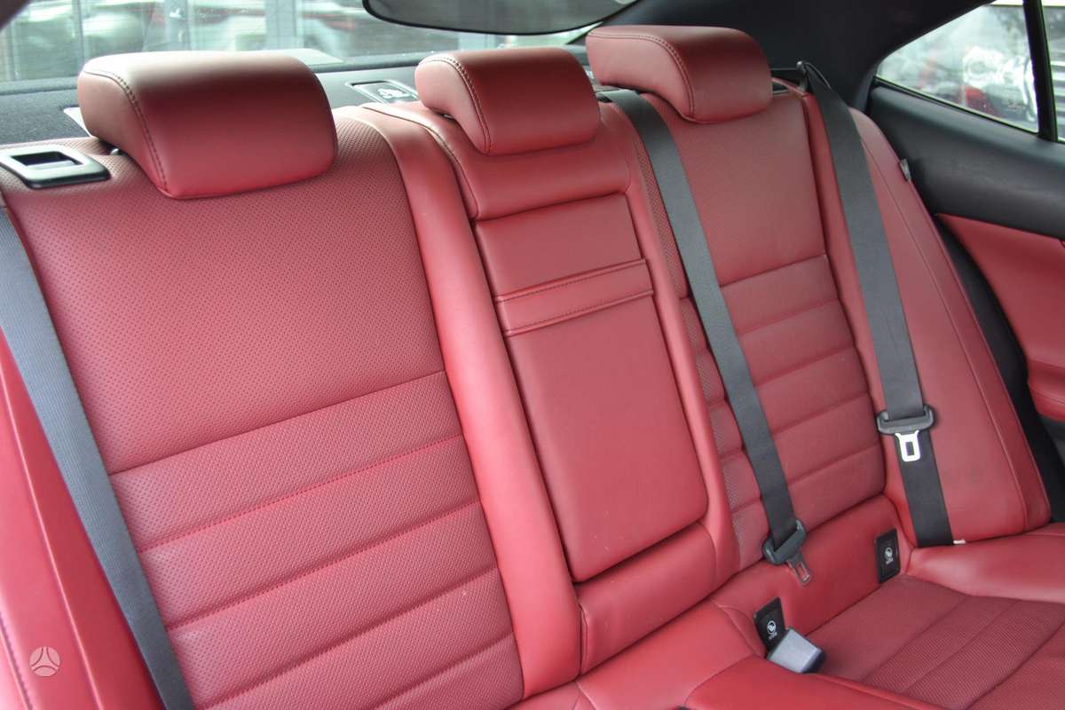 Lexus IS 350, 3.5 l., Седан