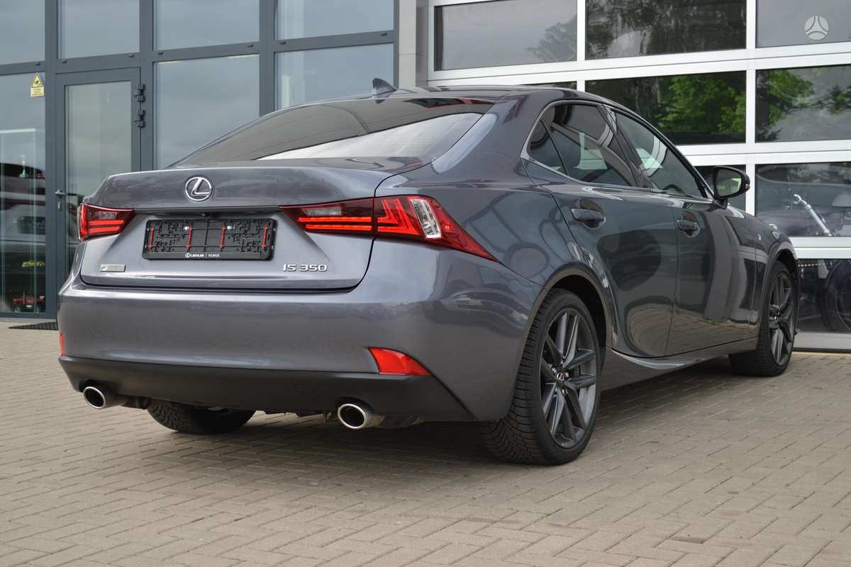 Lexus IS 350, 3.5 l., Седан
