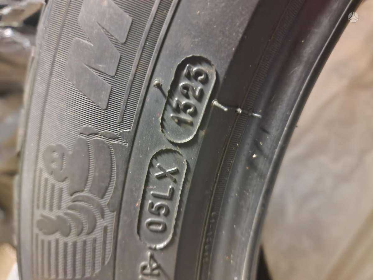 Michelin CrossClimate 2, universalios 225/55 R18