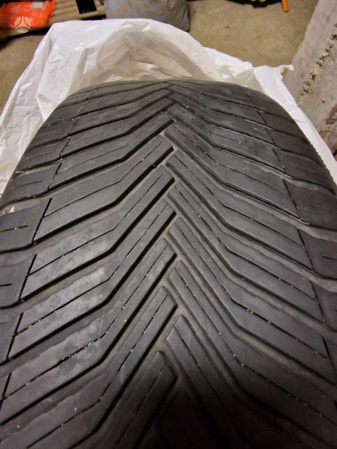 Michelin CrossClimate 2, universalios 225/55 R18