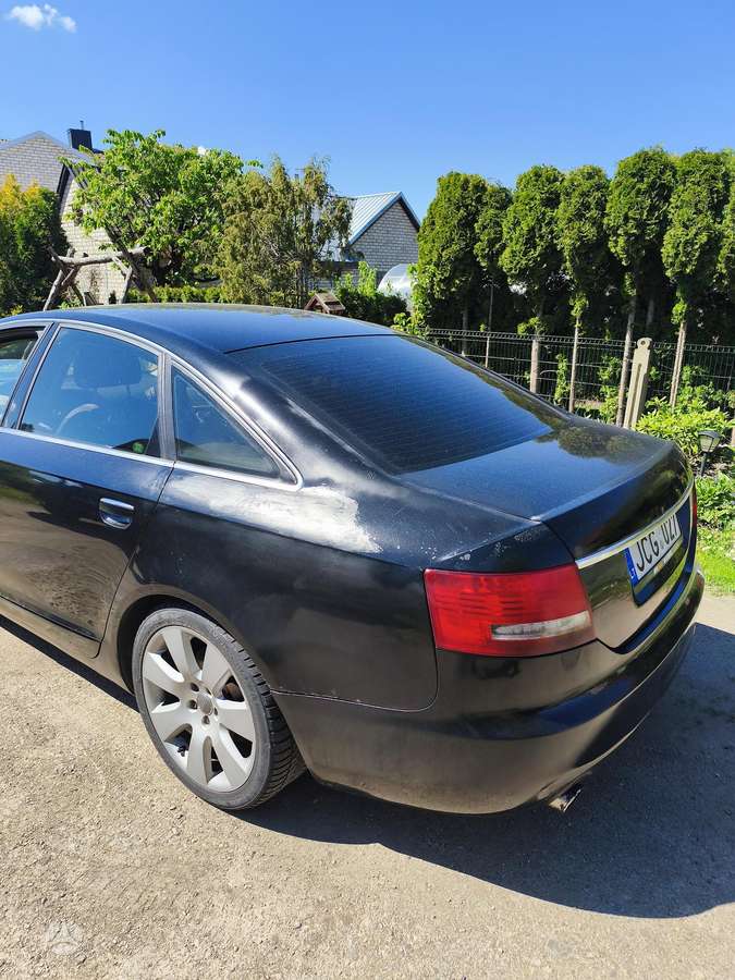 Audi A6, 2.4 l., Седан