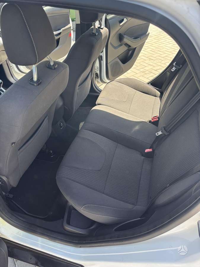 Ford Focus, hatchback