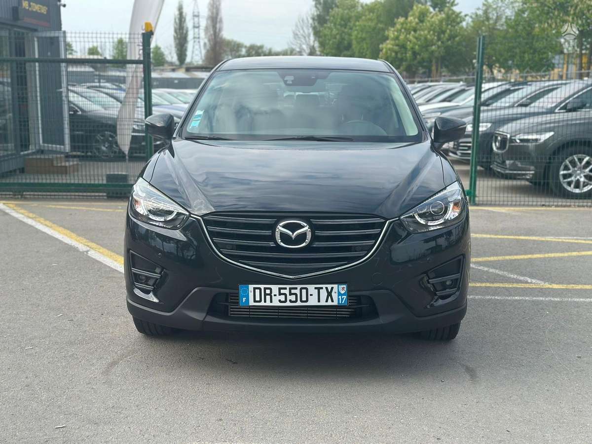 Mazda CX-5, 2.2 l., off-road / crossover