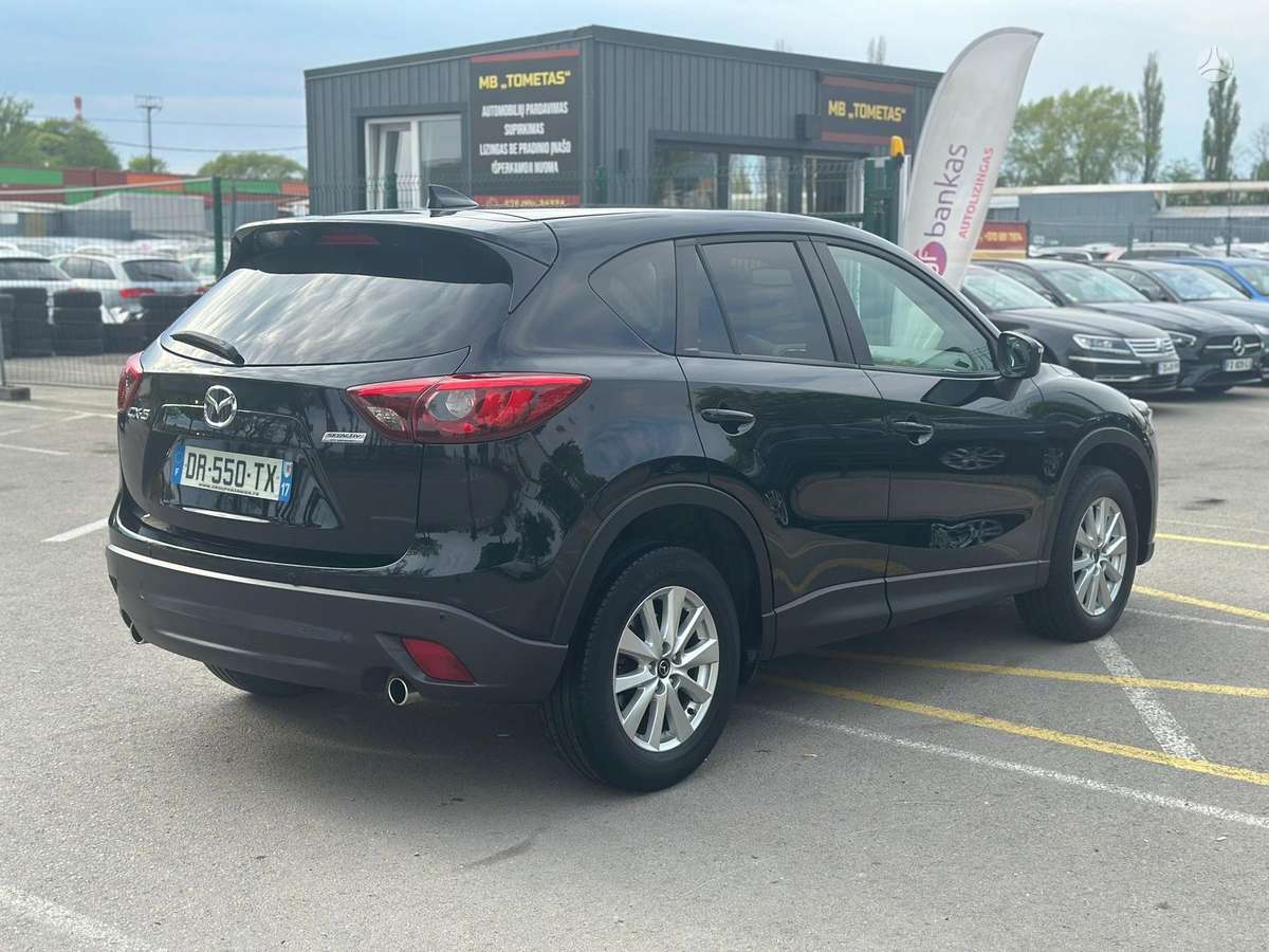 Mazda CX-5, 2.2 l., off-road / crossover