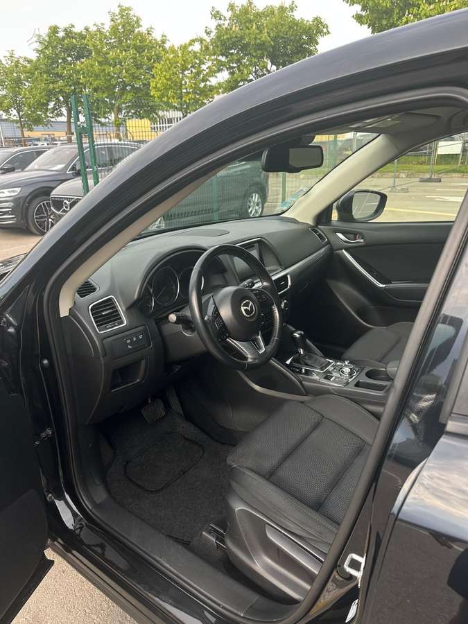 Mazda CX-5, 2.2 l., off-road / crossover