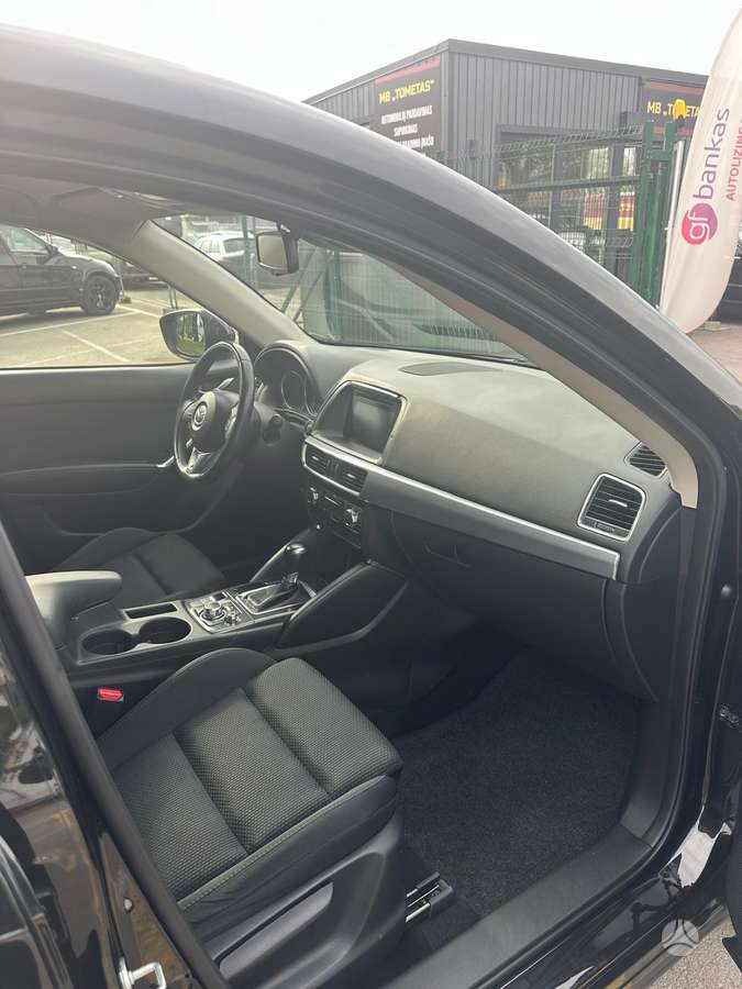 Mazda CX-5, 2.2 l., off-road / crossover