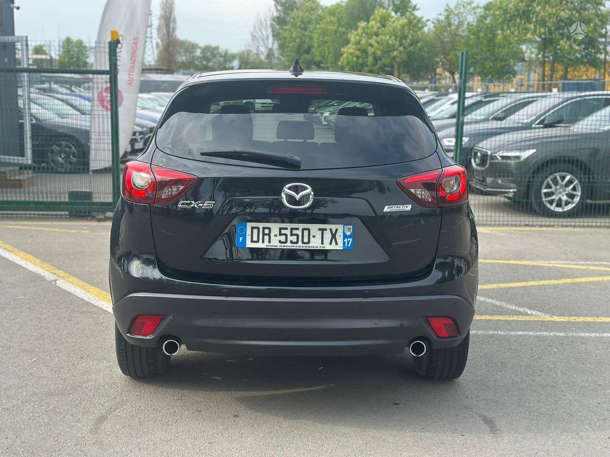 Mazda CX-5, 2.2 l., off-road / crossover