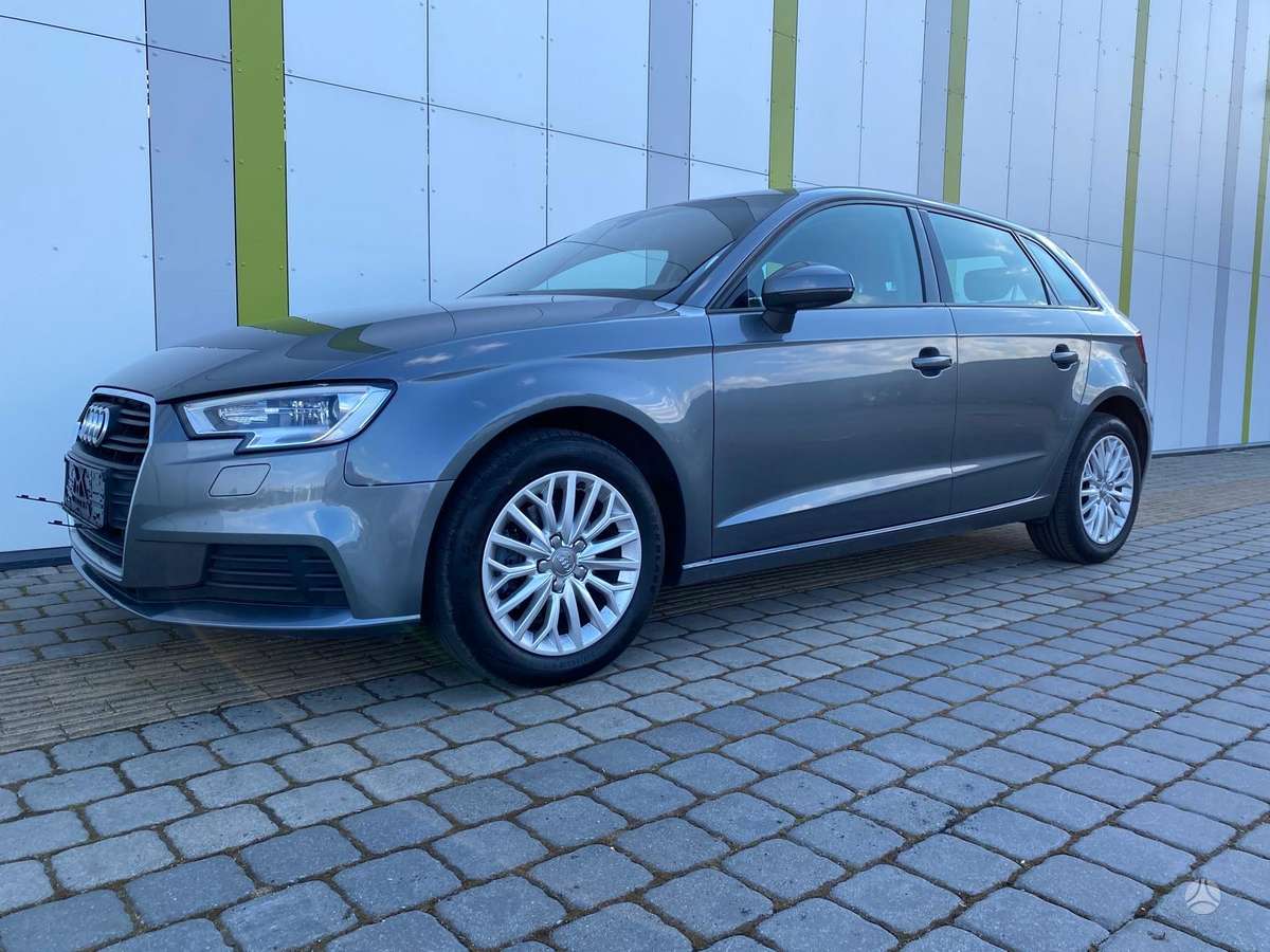 Audi A3, 1.6 l., Хэтчбек