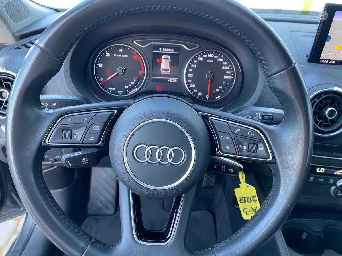 Audi A3, 1.6 l., Хэтчбек