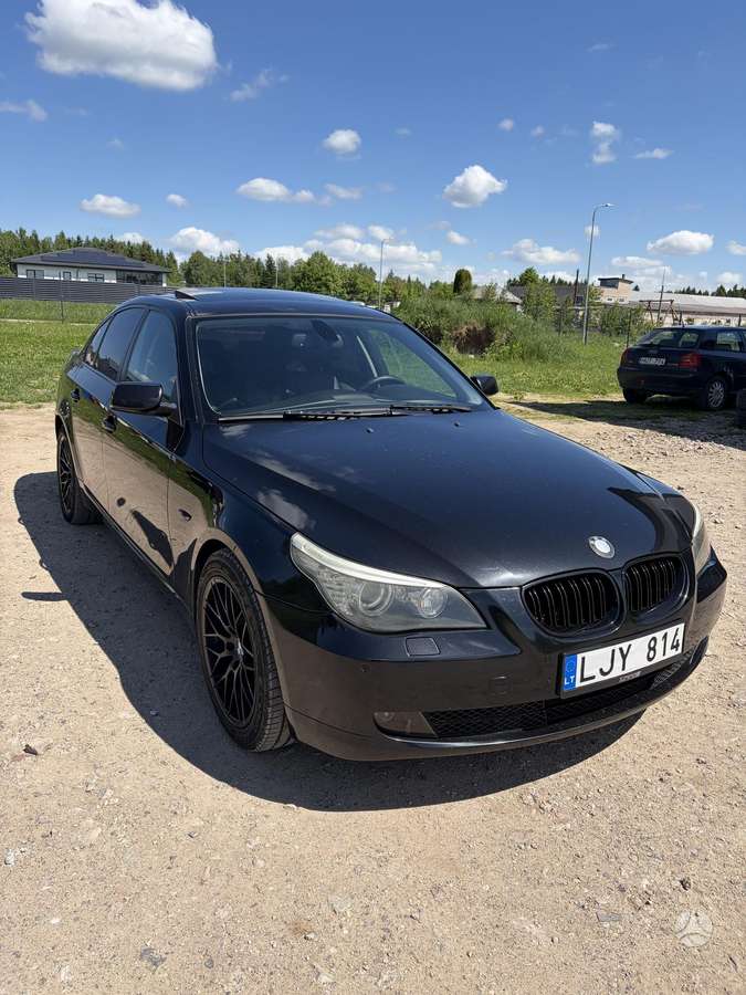 BMW 525, 3.0 l., Седан