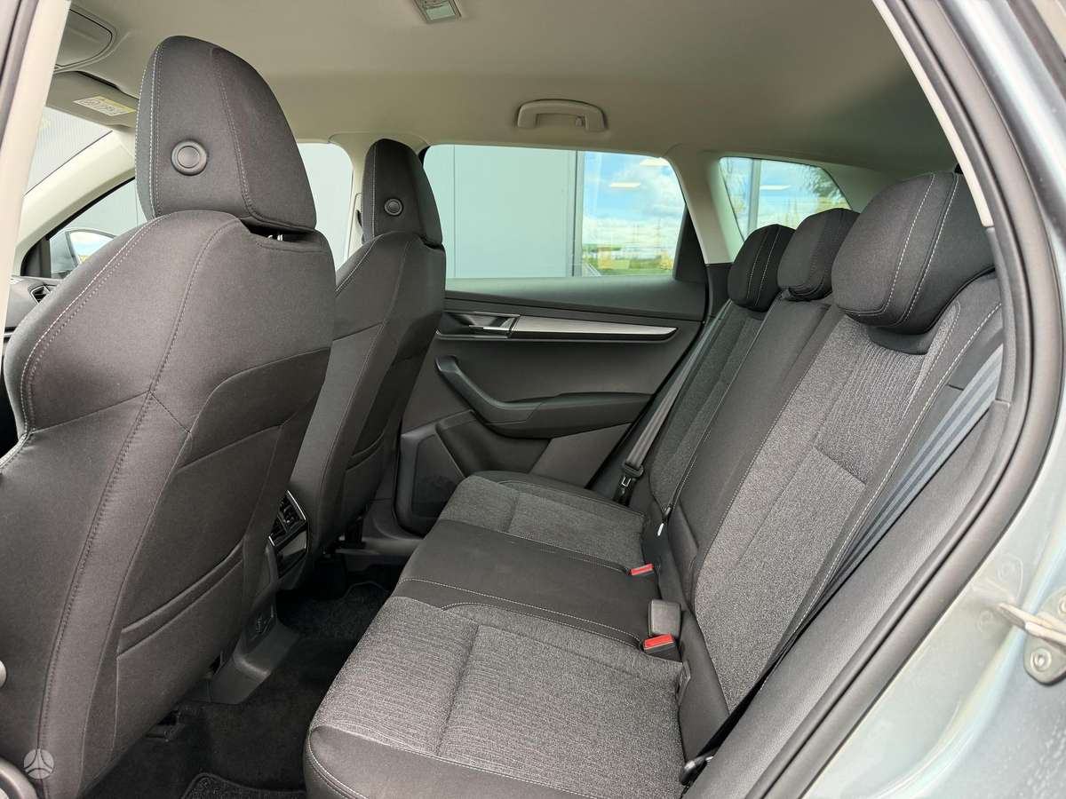 Skoda Karoq, 1.5 l., visureigis / krosoveris