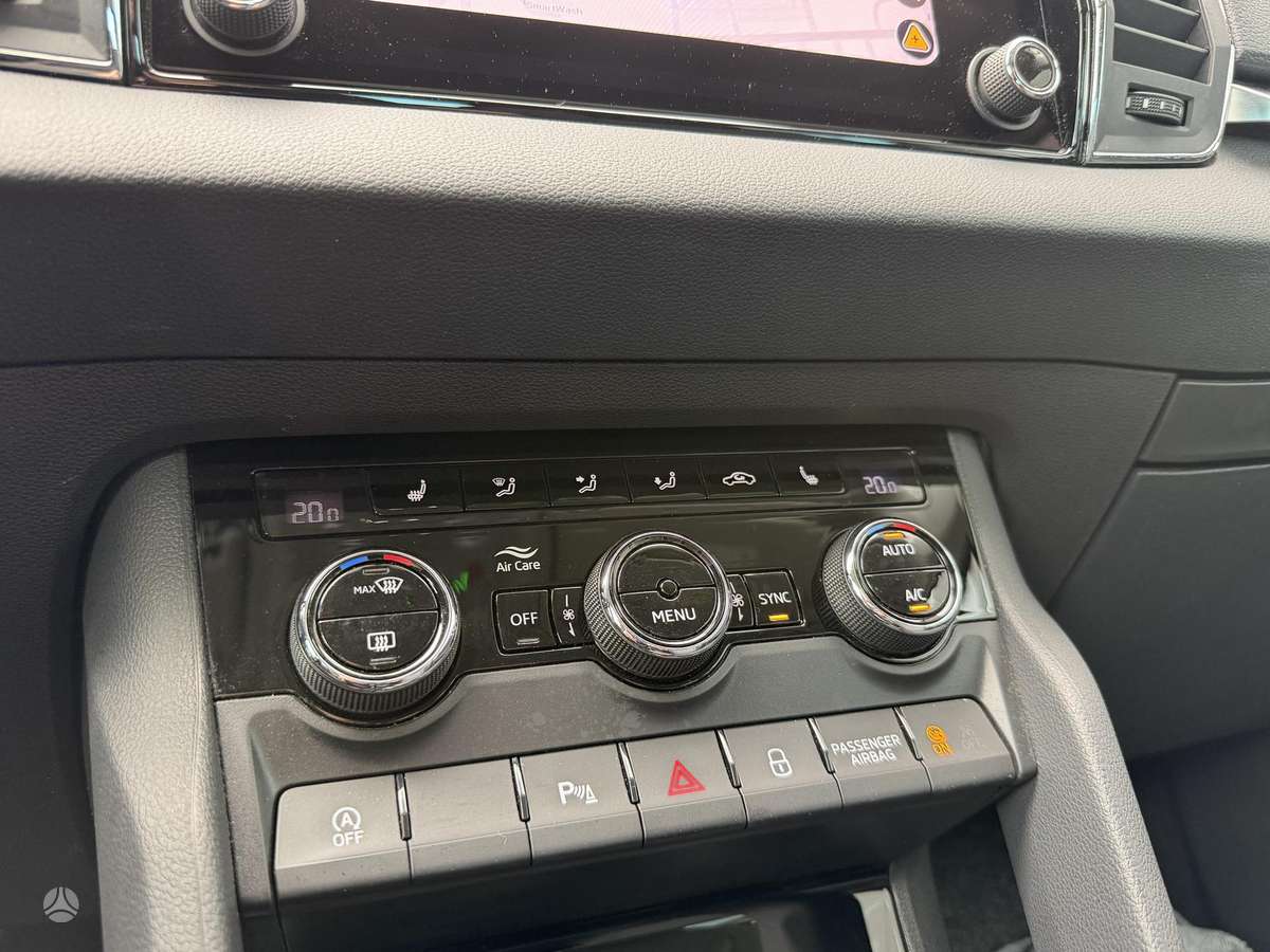 Skoda Karoq, 1.5 l., visureigis / krosoveris