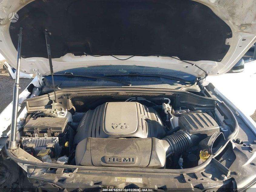 Dodge Durango, 5.7 l., off-road / crossover