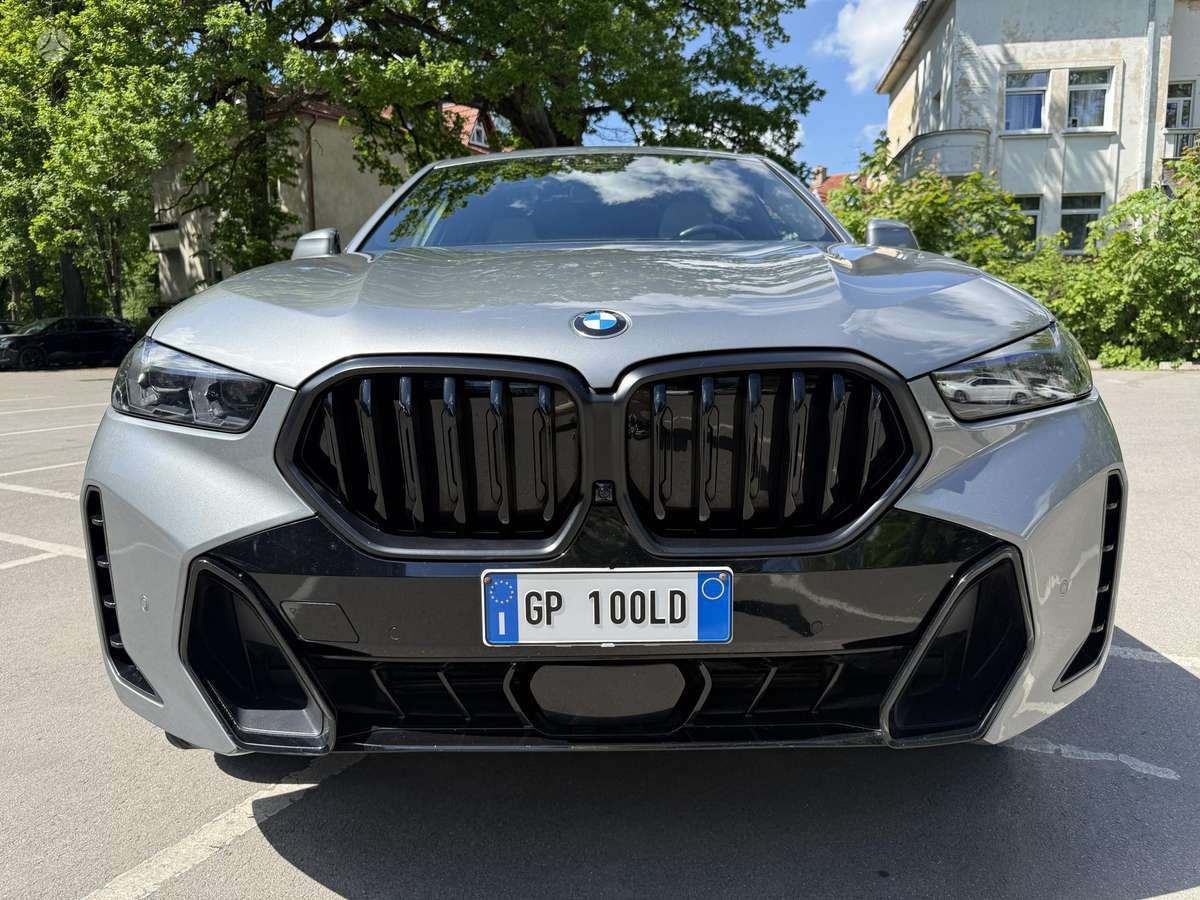 BMW X6, 3.0 l., visurgājējs / krosovers