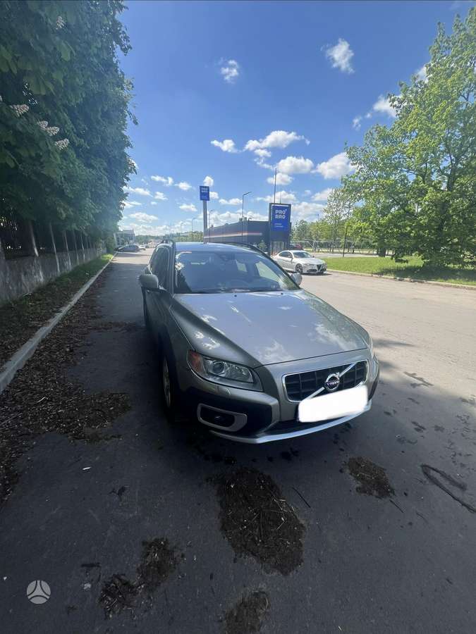 Volvo XC70, 2.4 l., wagon