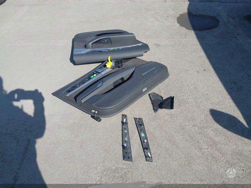 Audi A8, 3.0 l., Седан