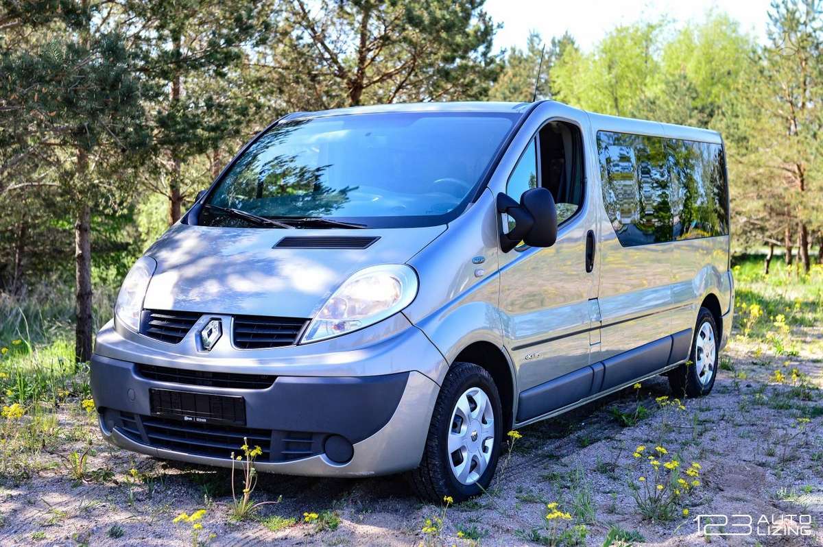Renault Trafic - 1