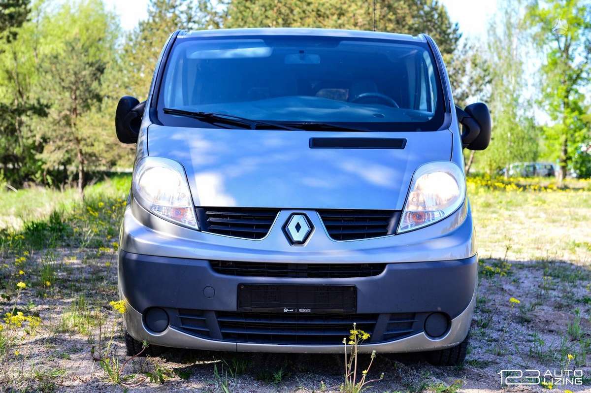 Renault Trafic - 2