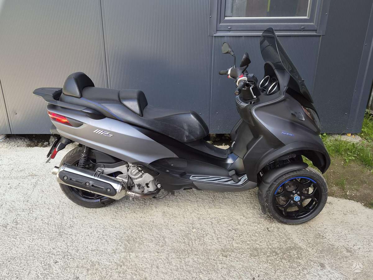 Piaggio MP3 500cc, scooters / mopeds