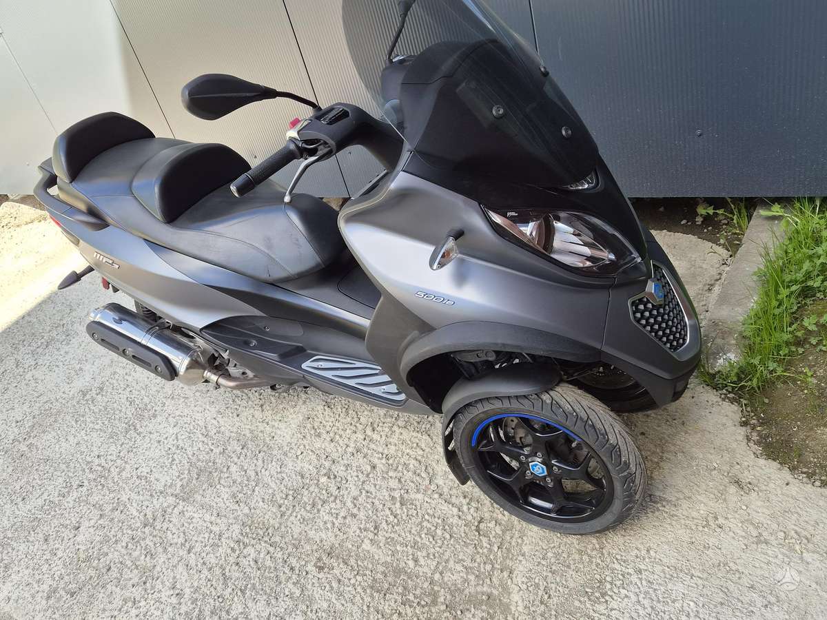 Piaggio MP3 500cc, scooters / mopeds