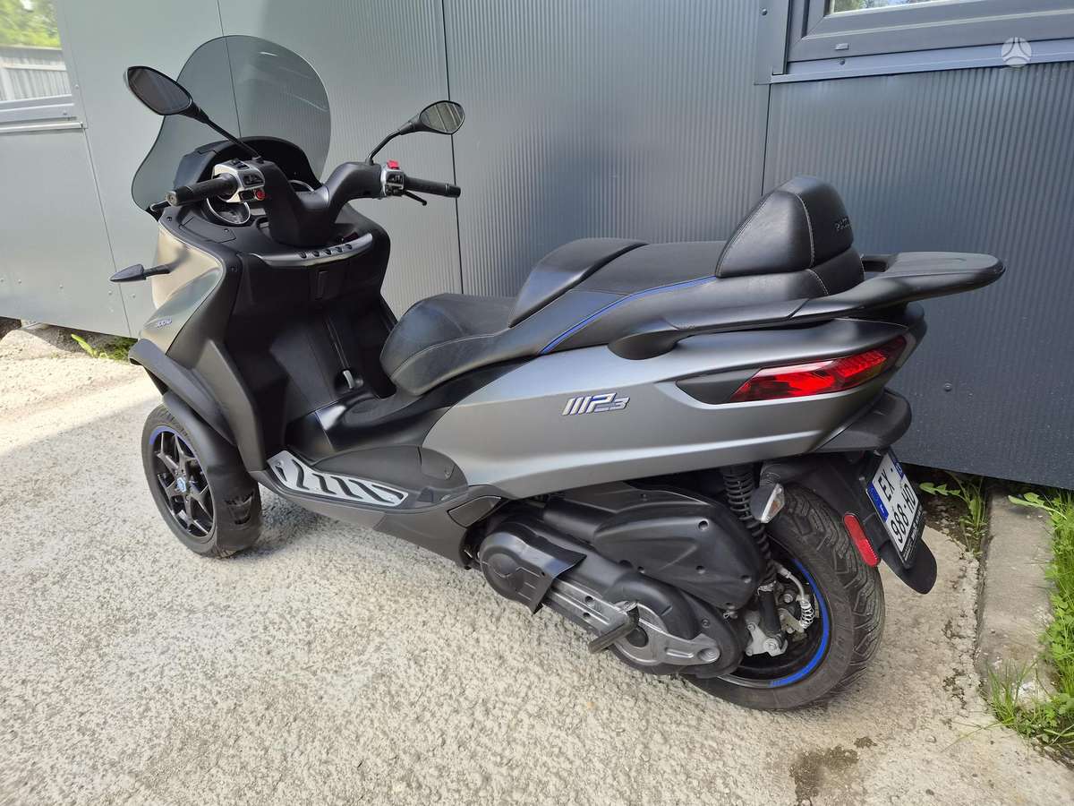 Piaggio MP3 500cc, scooters / mopeds