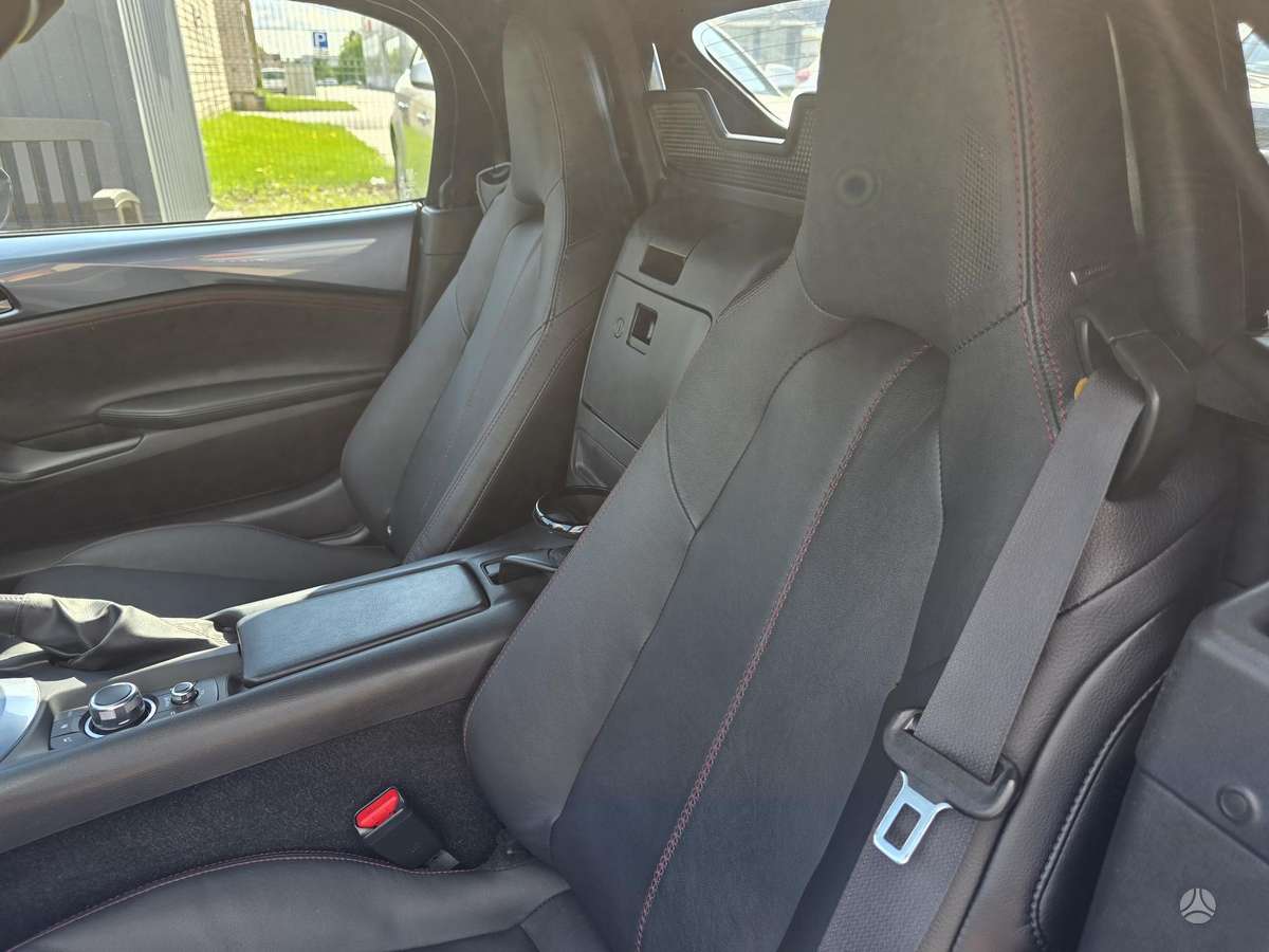 Mazda MX-5, 2.0 l., Кабриолет