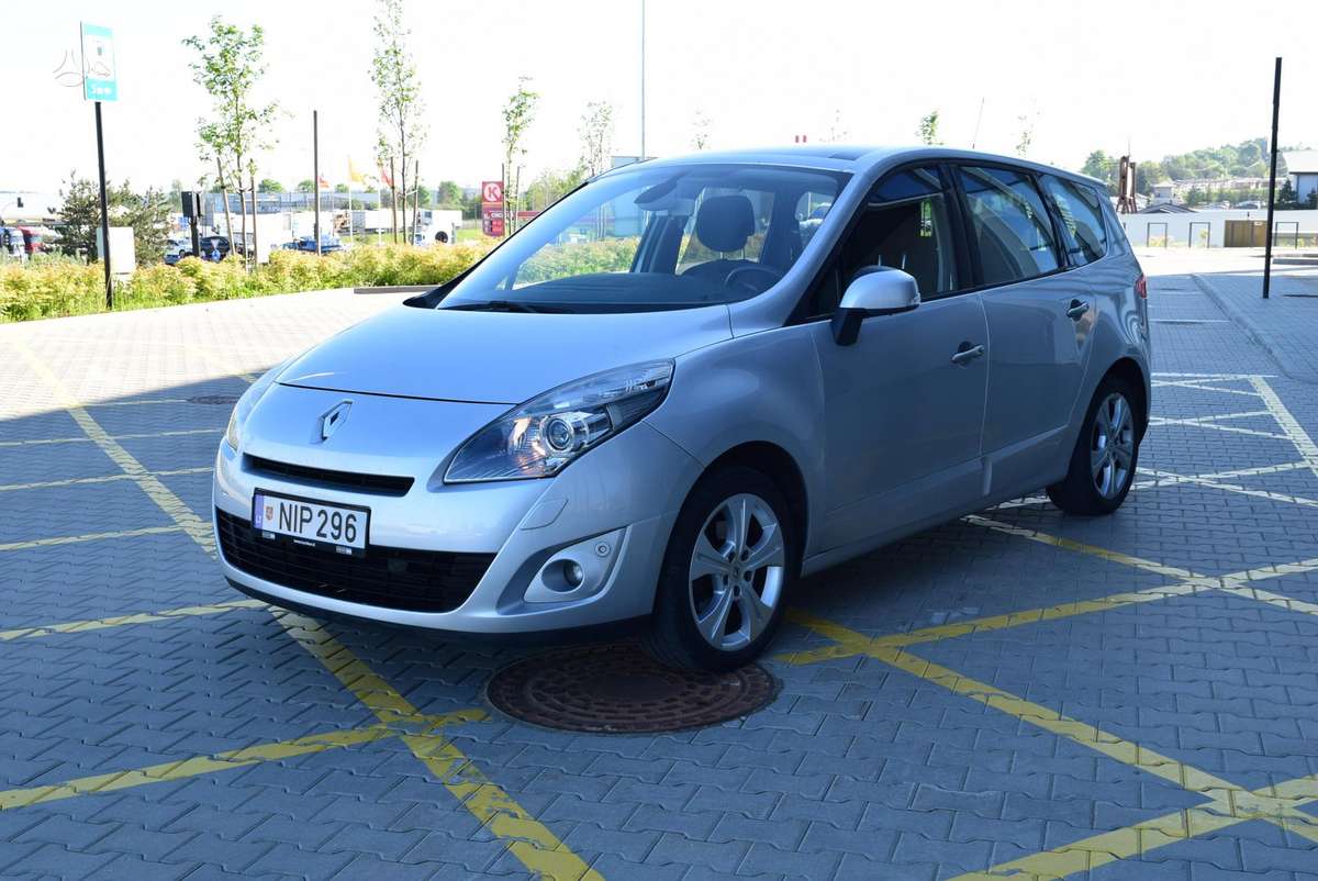 Renault Grand Scenic - 3