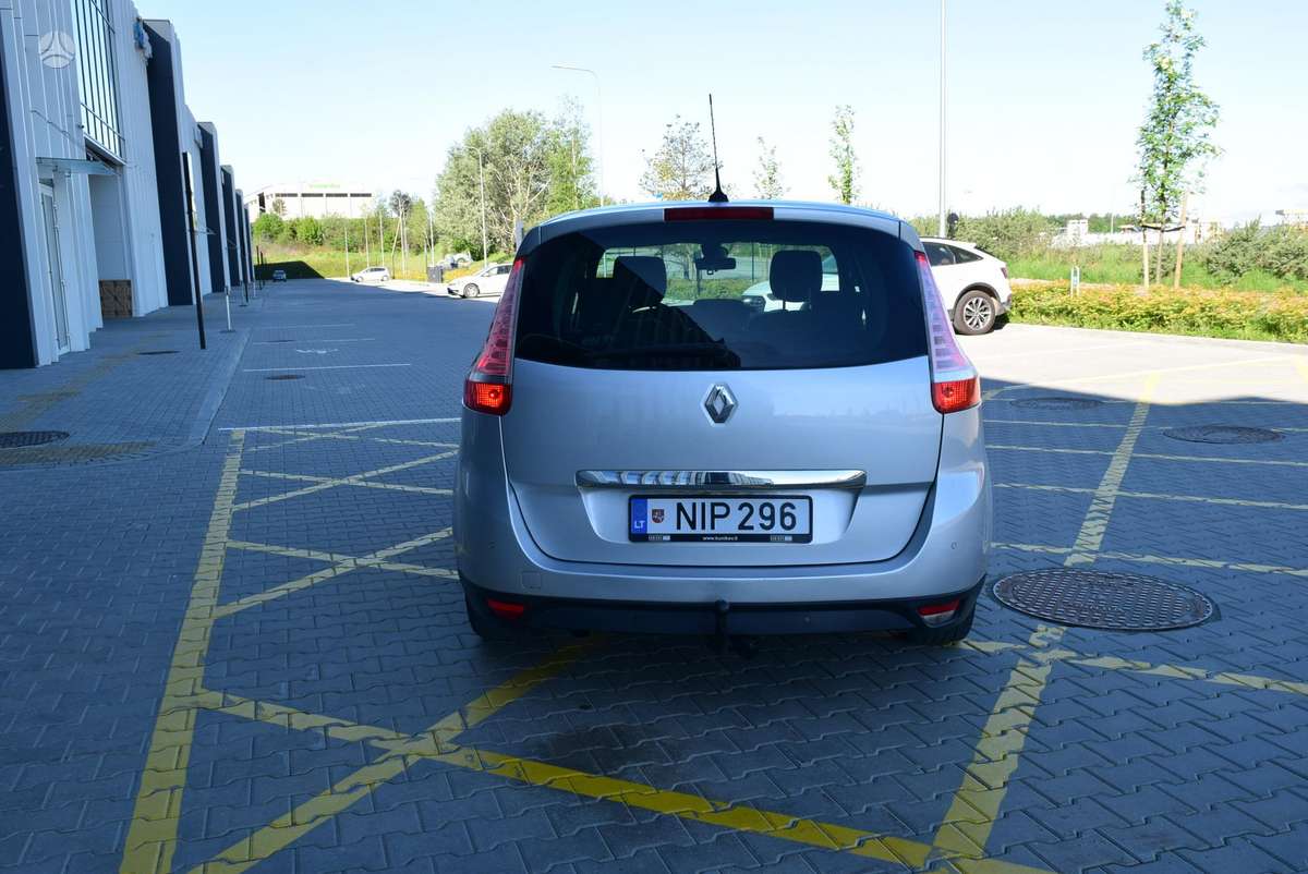 Renault Grand Scenic - 6