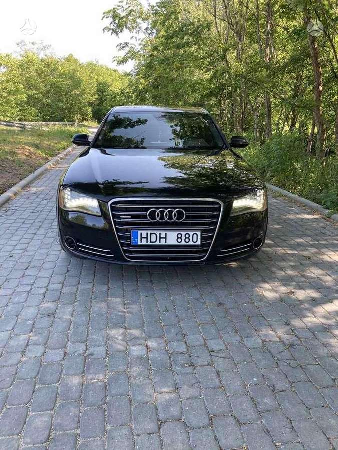 Audi A8, 4.2 l., sedanas