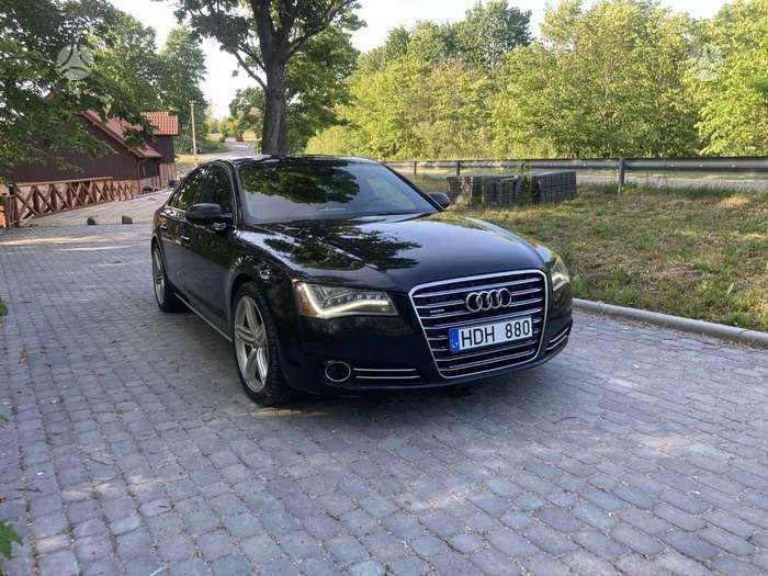 Audi A8, 4.2 l., sedanas