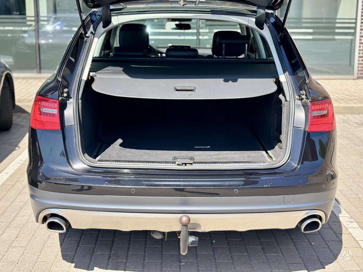 Audi A6 allroad, 3.0 l., wagon