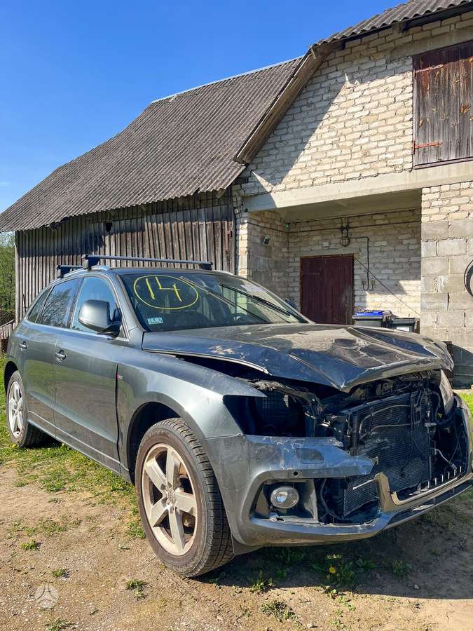 Audi Q5, 3.2 l., Внедорожник / Кроссовер