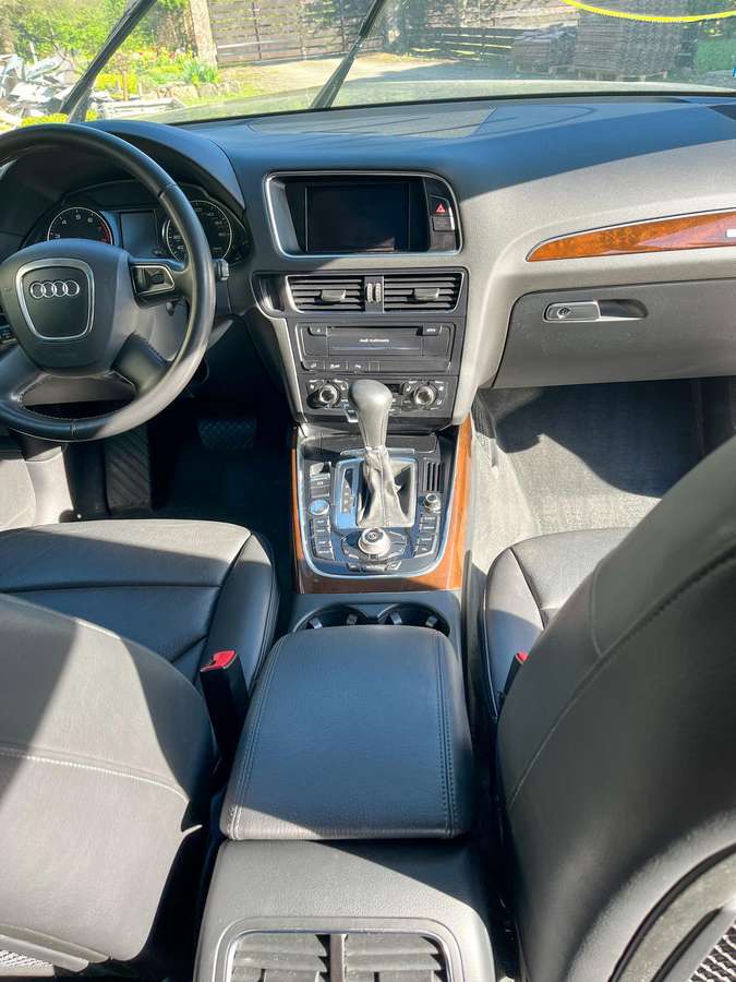 Audi Q5, 3.2 l., Внедорожник / Кроссовер