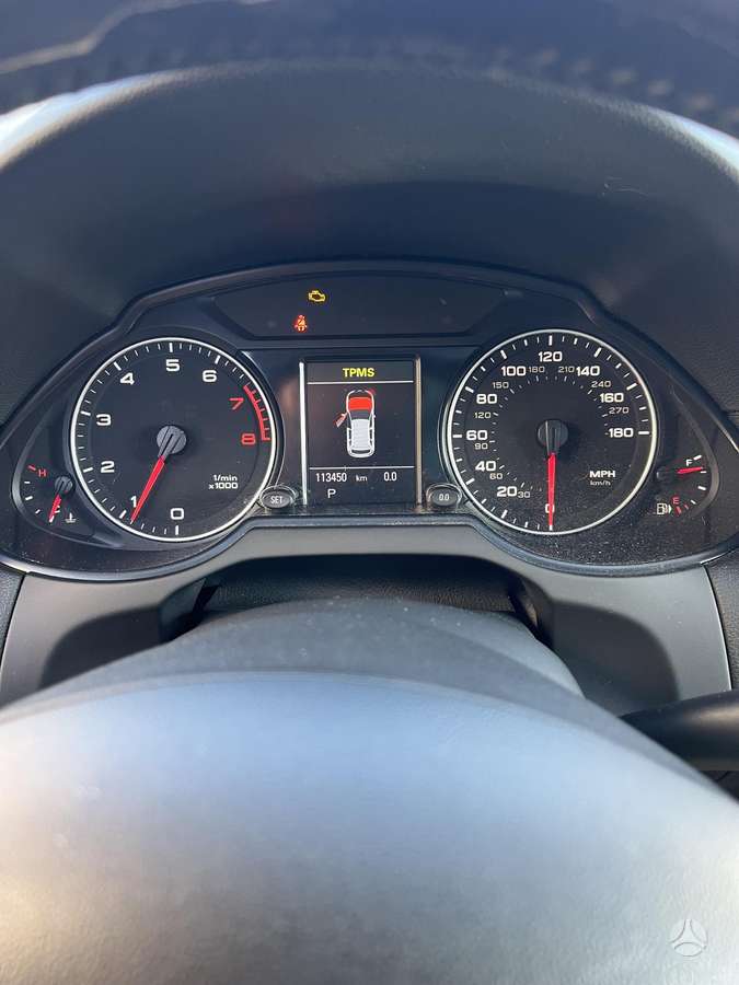 Audi Q5, 3.2 l., Внедорожник / Кроссовер