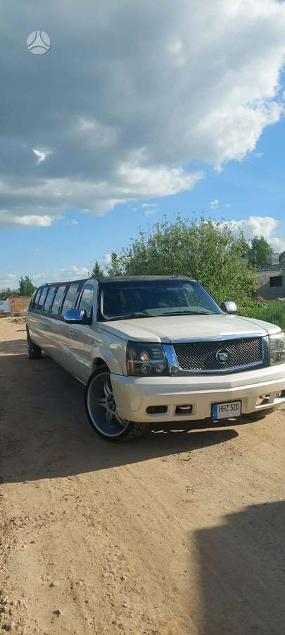 Cadillac Escalade, Лимузин