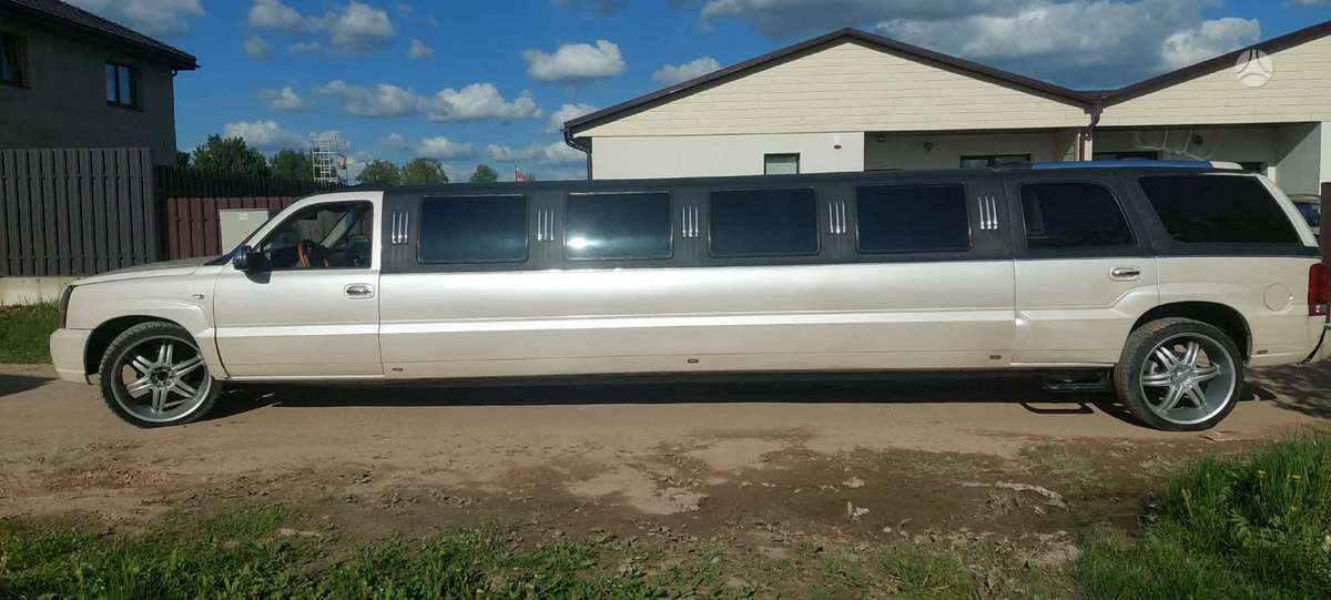 Cadillac Escalade, Лимузин
