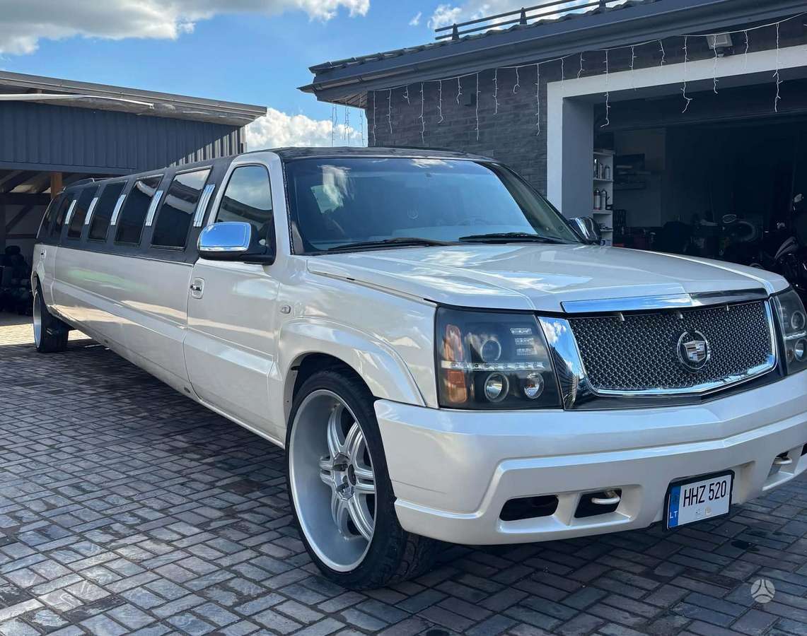 Cadillac Escalade, Лимузин